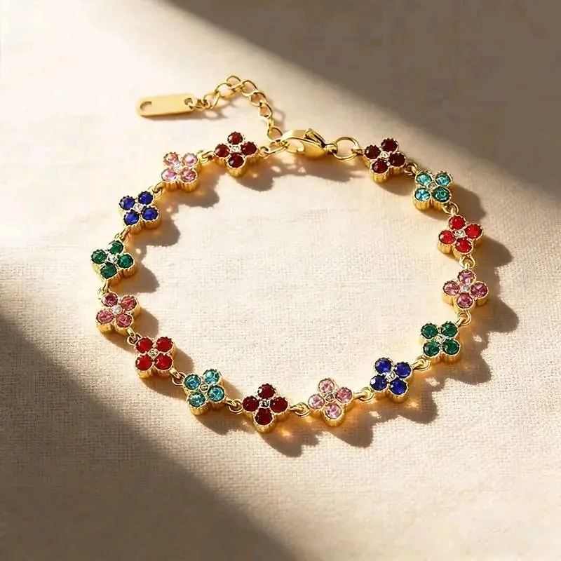 Bracelet doré à fleurs colorées au charme raffiné – Image 2