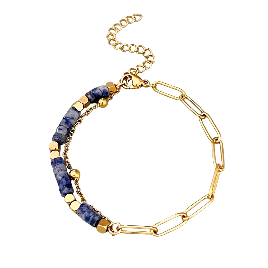 Bracelet en acier inoxydable doré pour femme avec chaîne à grands maillons, perles bleues et détails dorés au style élégant et moderne.