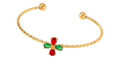 Bracelet jonc doré pour femme avec finition texturée et motif fleur composé de détails rouges et verts, élégant et raffiné.