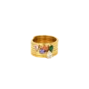 Bague dorée pour femme au design multi-anneaux avec pierre décorative disponible en blanc, vert, rouge, bleu ou rose.